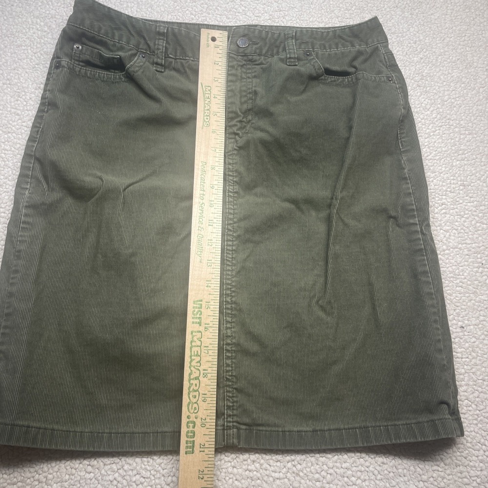 L.L.Bean‎ Skirt Womens 12 Green Favorite Fit Corduroy Straight Knee Length 0705 - Picture 2 of 7